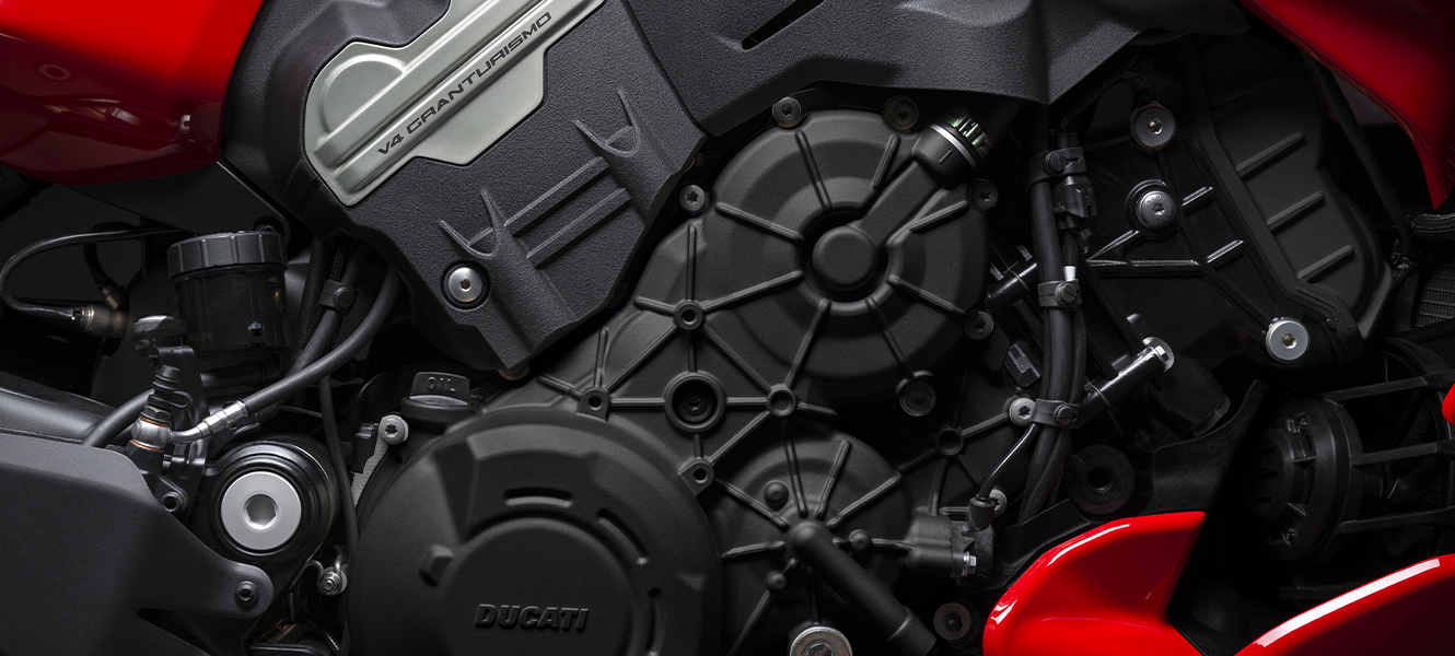 Ducati-Diavel-V4-MY23